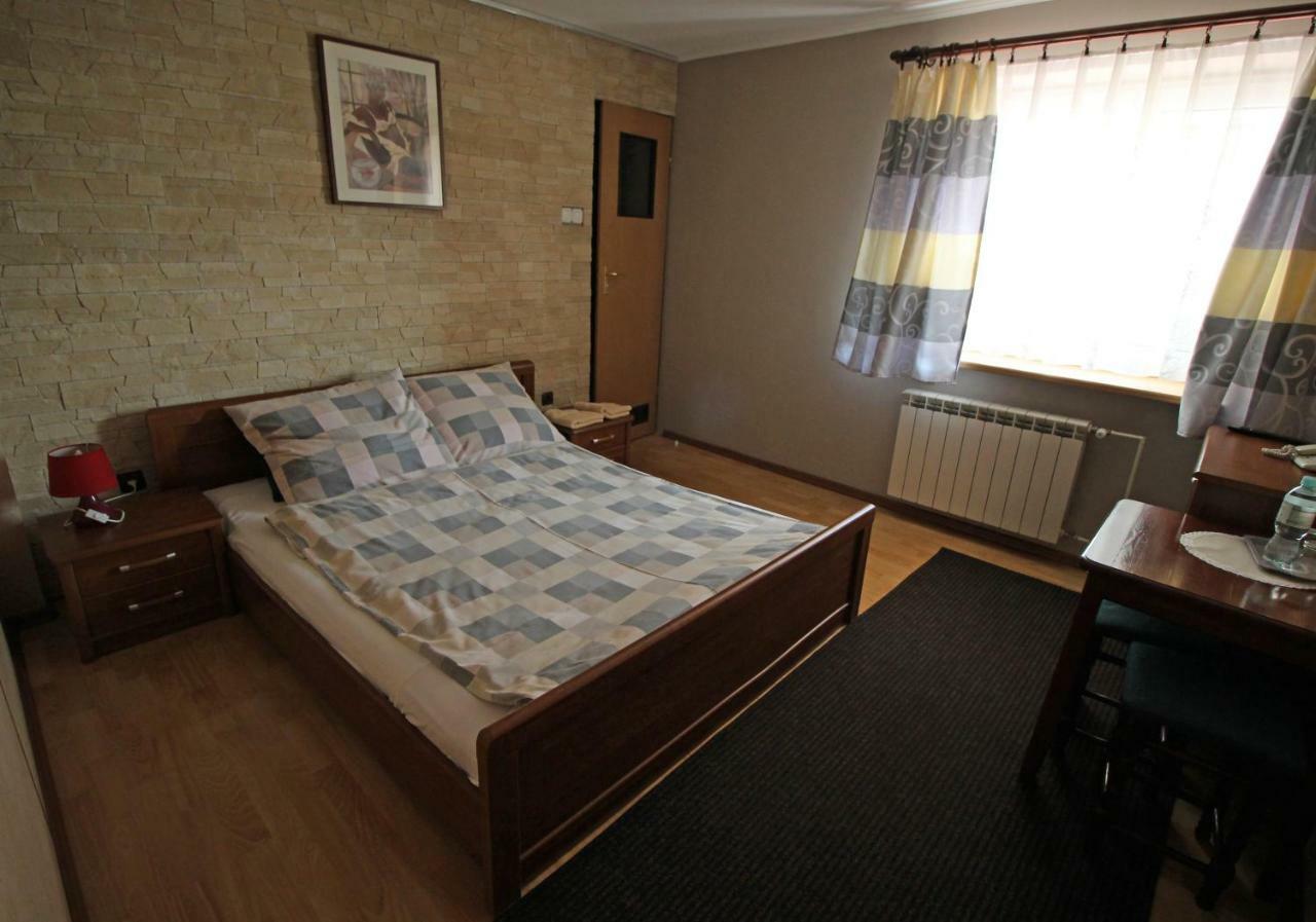 במוטל Aleksandrów Łódzki Bar Malwa מראה חיצוני תמונה